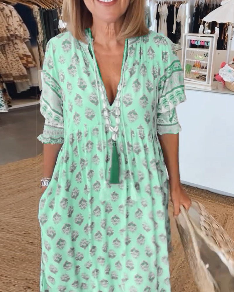 Mana - Chic Floral V-Neck Dress