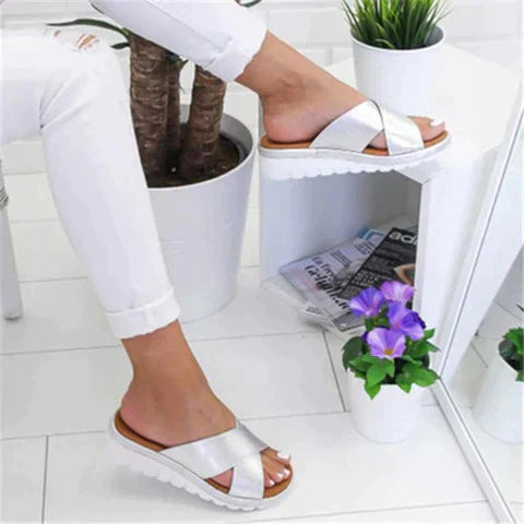 CloudWalk™ | The Trendsetting Ortho-Sandals
