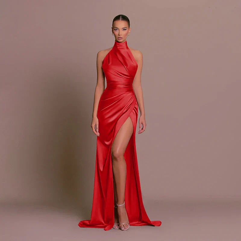 Livia - Sleek Slit Gown