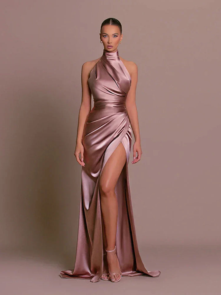 Livia - Sleek Slit Gown