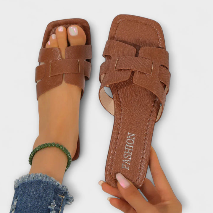 Diva - Flat Sandals for Women
