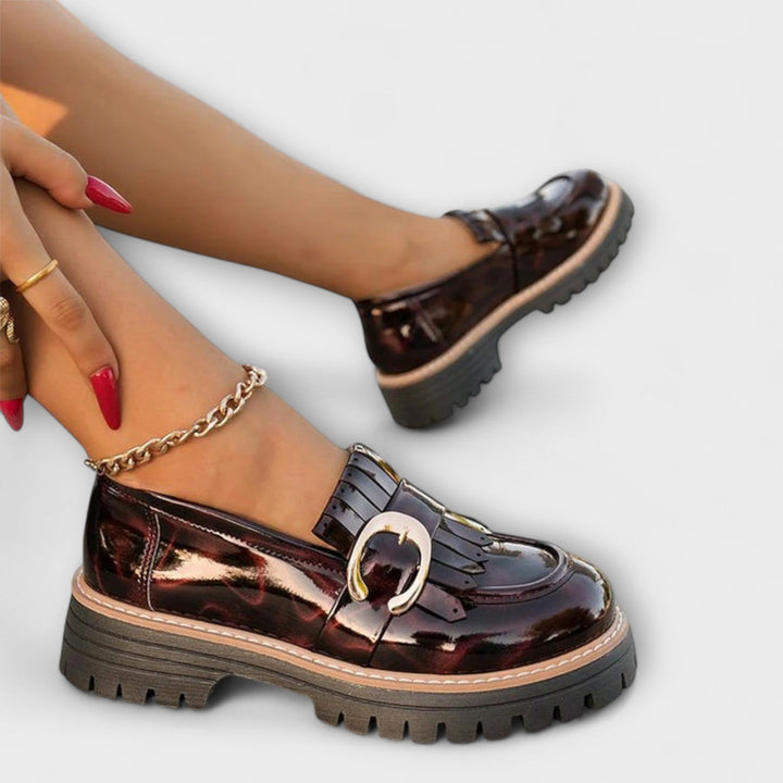 Nova – Round Toe Design with Abstract Print, Casual Slippers