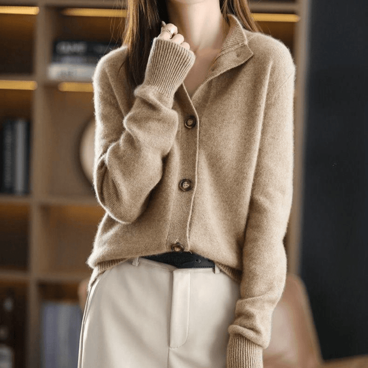 Anny - Luxurious Cardigan